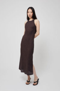 Sc 20260507 Db Ecom May26335 30 Paloma Linen Dress Chocolate 001 Sc 20260507 db ecom may26335 30 paloma linen dress chocolate 001